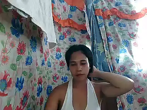 دردشة PinaySkinnyGirl الجنسية المباشرة