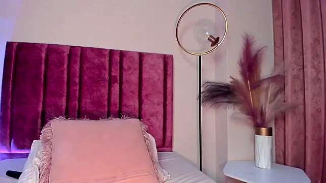 NoraDasilva 现 场XXX聊天