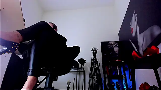 MistressDemisweet Chat XXX live