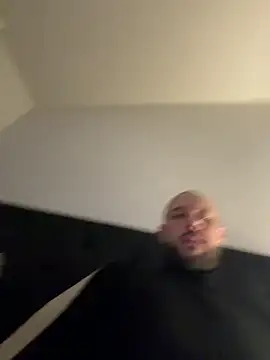 Guitccch Webcam show