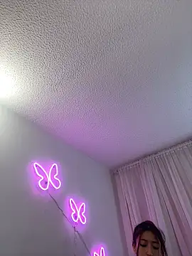 PamelaSuee Chat XXX live