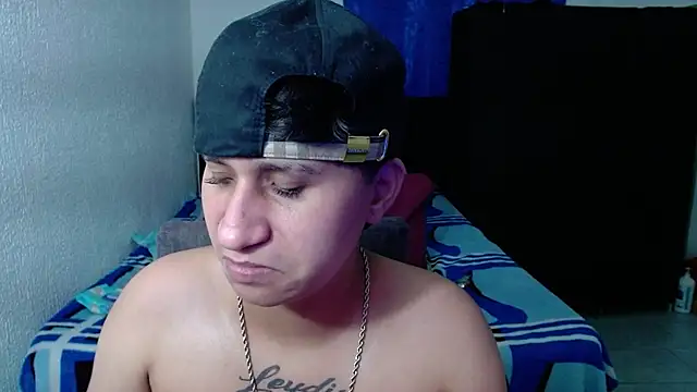 Im_Milan_Rs 现场XXX聊天