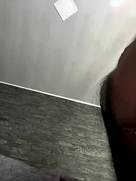 Saray_charmante's Webcam Show