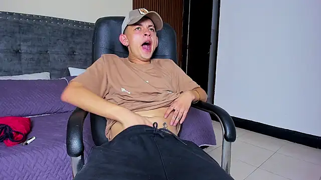 โชว์เว็บแคมของ James_cute18