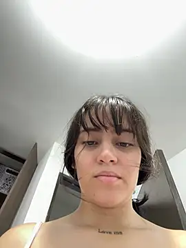 Chat +18 de shopialove ao vivo