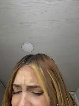 Lorraine_Leon: απευθείας συνομιλία ΧΧΧ