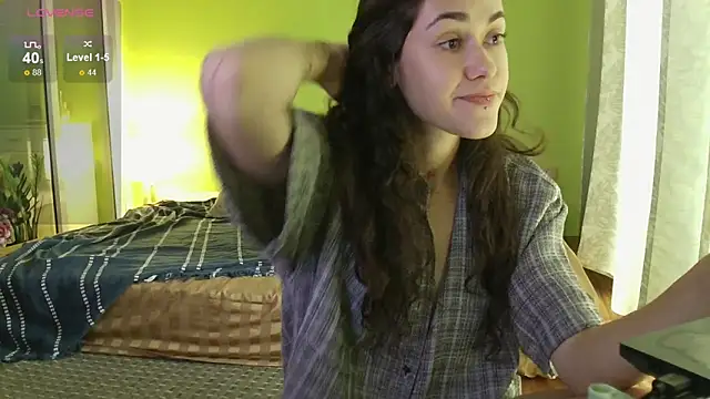 sadetuiningaa 现场XXX聊天