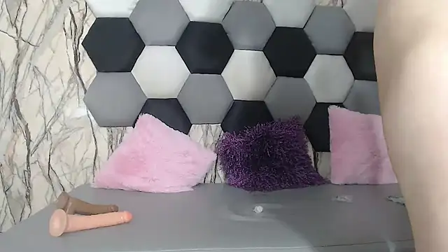 AntonellaBlanc 即時 XXX 聊天