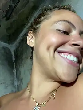 Chloe_Leaozinho's Live XXX Chat