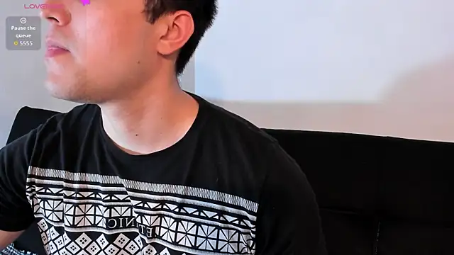 jasonxd9898 Adlı Modelin Canlı XXX Sohbeti