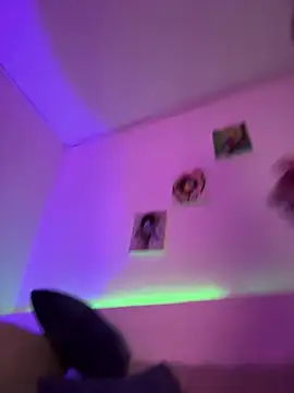 Tiny-and-jack: απευθείας συνομιλία ΧΧΧ