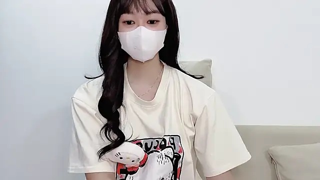 _Aira_: απευθείας συνομιλία ΧΧΧ