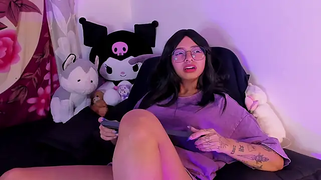 akarineko: απευθείας συνομιλία ΧΧΧ