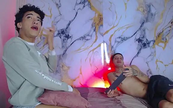 عرض كام Pleasure_boys_hot