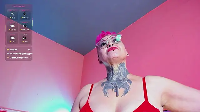 MATURE_HARDCORE live XXX chat