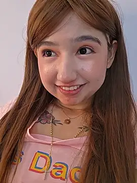 Pinkie_Princes Chat XXX in diretta