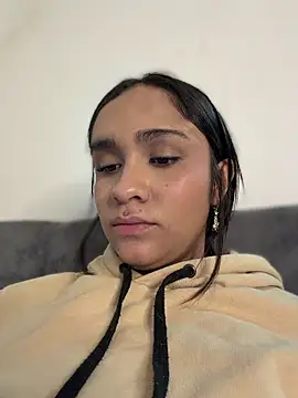 Czat XXX na żywo – Isabella-Teen