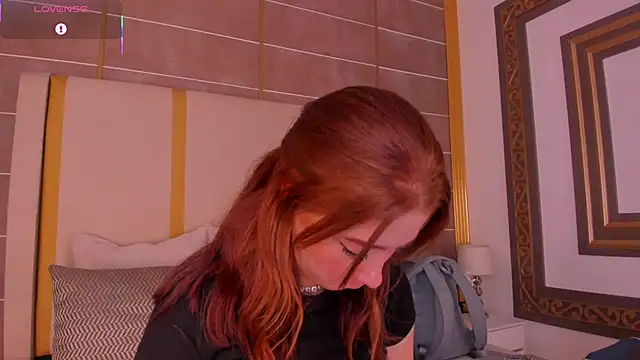 AbigailCarter's Live XXX Chat