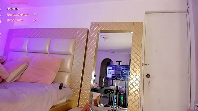 jimerestrep_: διαδικτυακό σόου στην κάμερα