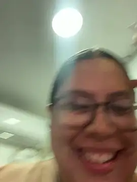 Mia_Carters Adlı Modelin Canlı XXX Sohbeti