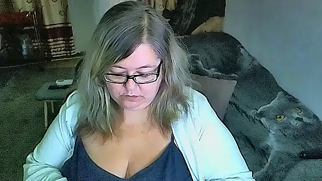 sex2 Adlı Modelin Canlı XXX Sohbeti