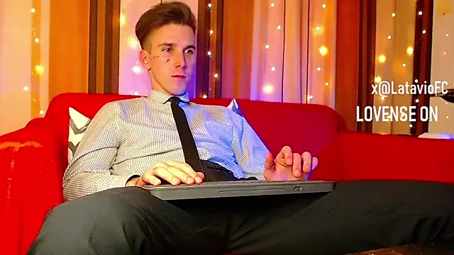 Midnighter_'s Webcam Show