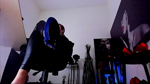 دردشة MistressDemisweet الجنسية المباشرة