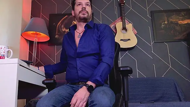 ChrisKox's Live XXX Chat