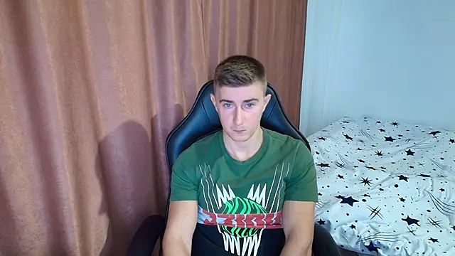 PowerMuscle's Live XXX Chat