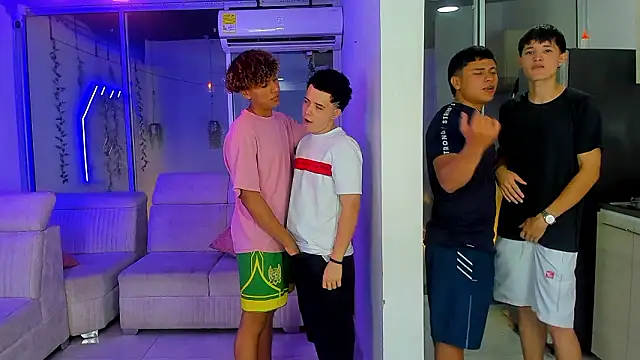 Houseofwarrios Adlı Modelin Canlı XXX Sohbeti