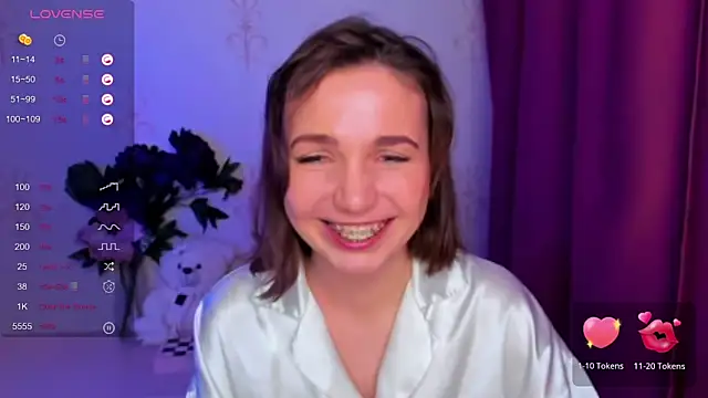 Chat XXX ao vivo de KindHazelHere_