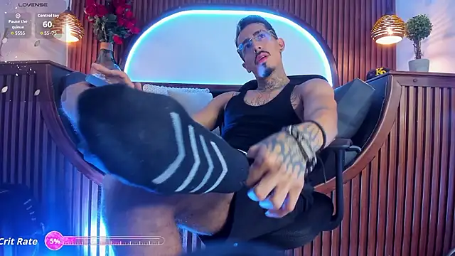 Donovan_Desmond's Live XXX Chat