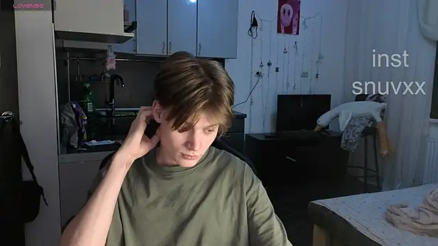 LouieEvans' Live XXX Chat