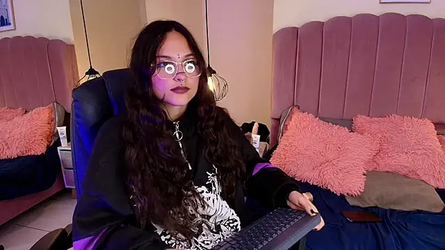 Hanabie_'s Live XXX Chat