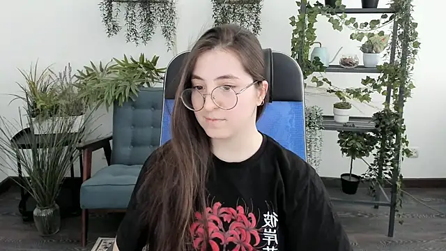 VirtuallVoyantn Live XXX chat