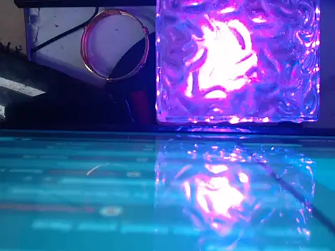 anika_bold's Webcam Show