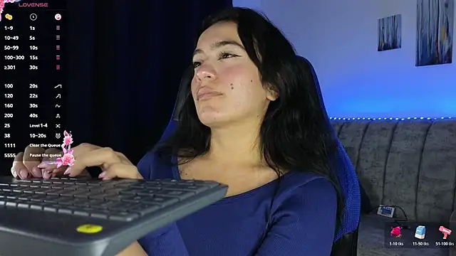 Živý XXX chat ZaraDames_