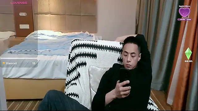 Tsia-Die's Live XXX Chat