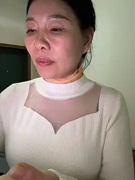 xiiuuff18's Live XXX Chat