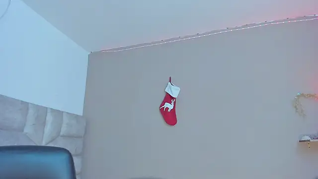 Онлайн чат XXX roselyn_caprice