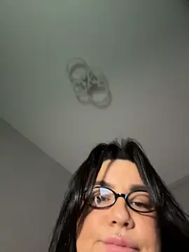 Živý XXX chat SwittieKendra