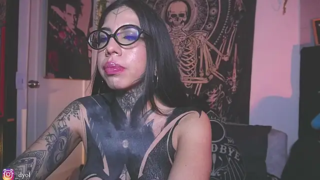 Онлайн чат XXX Dalia_Vorhees