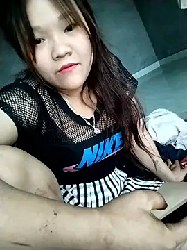 Chatroom XXX en direct de m-mbae