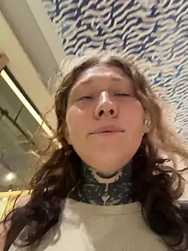 Chatroom XXX en direct de FionaMurr