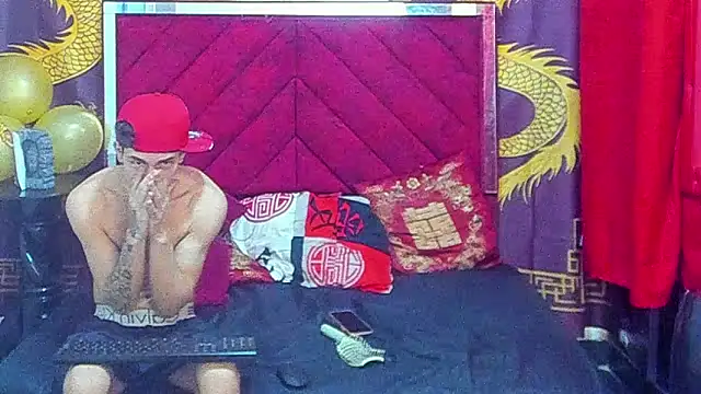 Pride_couple: απευθείας συνομιλία ΧΧΧ