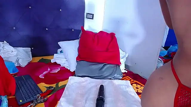 Živý XXX chat Squirter_pussybomb