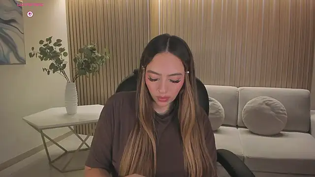 Živý XXX chat BellaRose_X