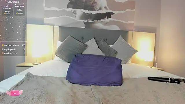 Aprillbrunette: απευθείας συνομιλία ΧΧΧ