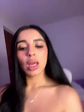 Emily-14: απευθείας συνομιλία ΧΧΧ