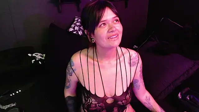 rousstattoo: онлайн-секс-чат